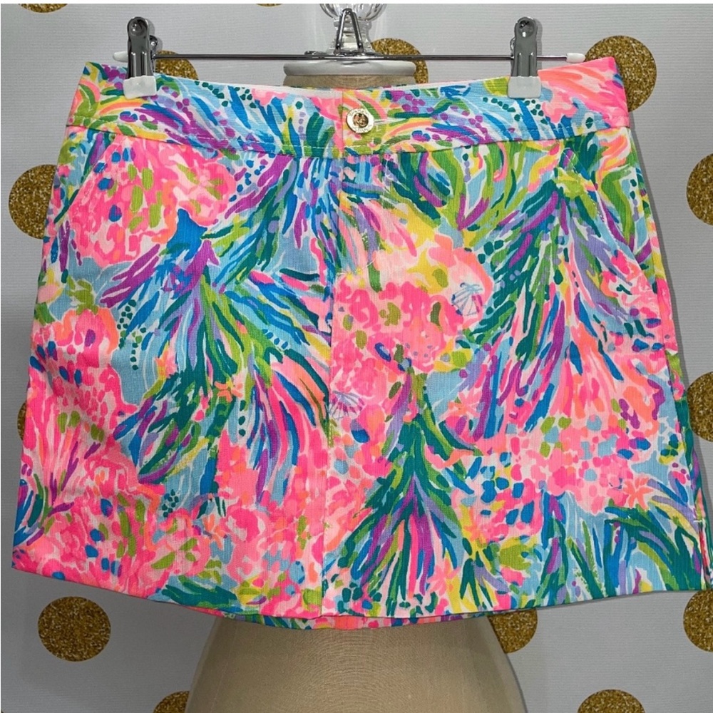Rare! Lilly Pulitzer Nicki Skort in Multi Fan Sea Pan multi color pink. Size 16